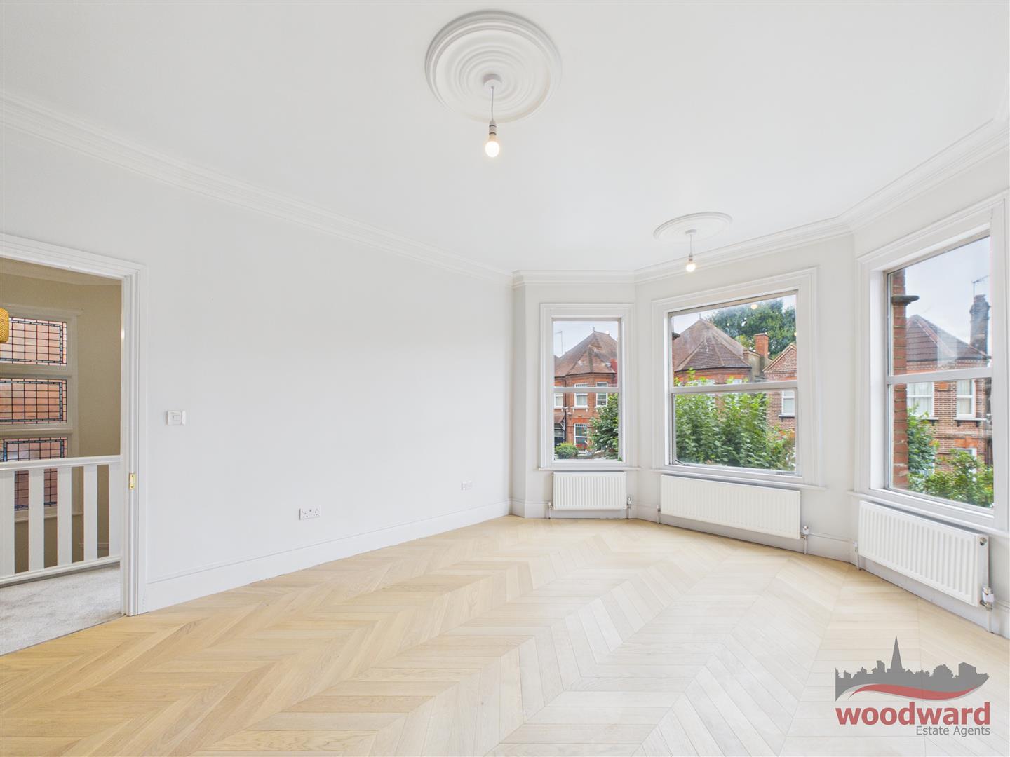 Flat Butler Avenue in Greater London