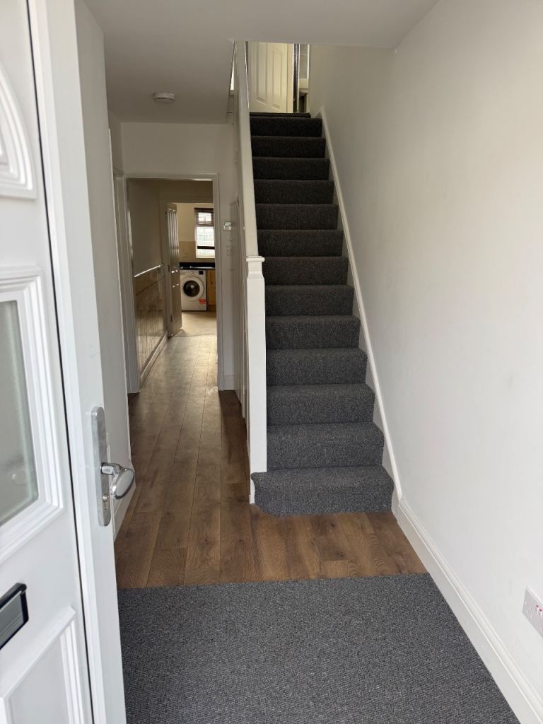 House Chaucer Avenue in Greater London