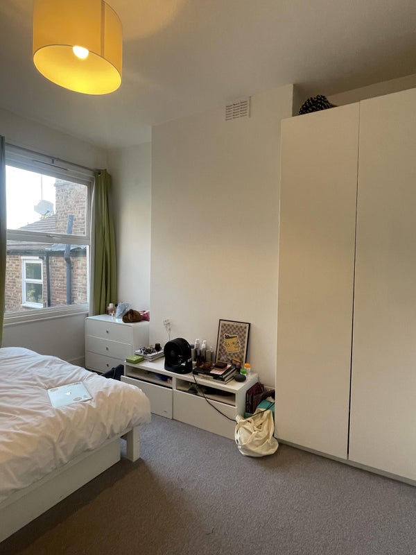Room Bickley Street in Greater London