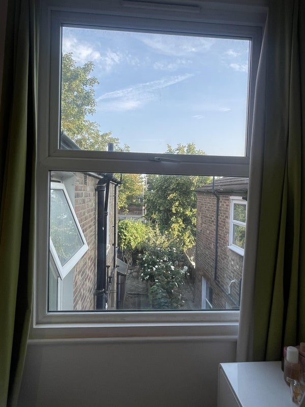Room Bickley Street in Greater London