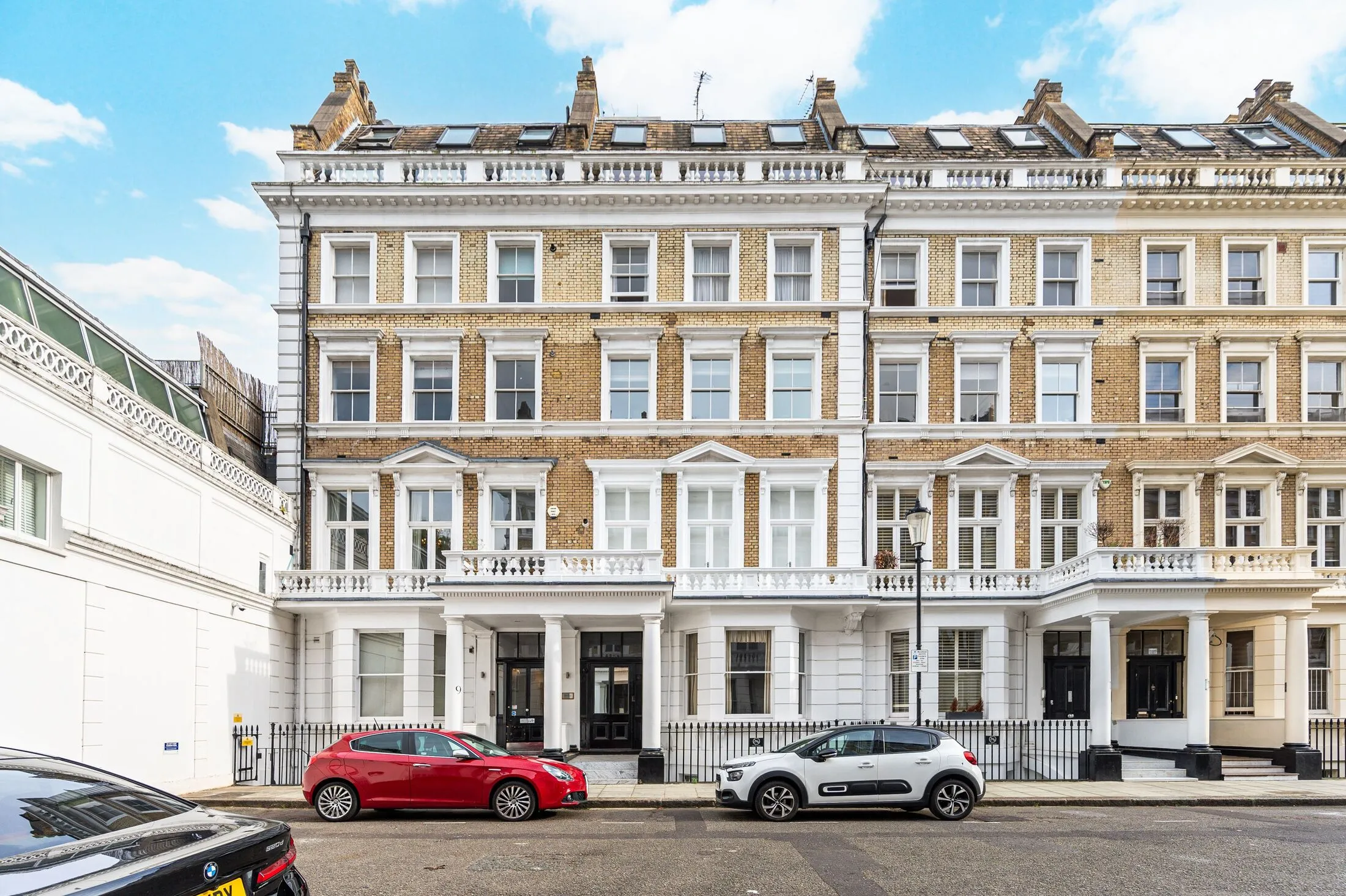 Flat Old Brompton Road in Greater London