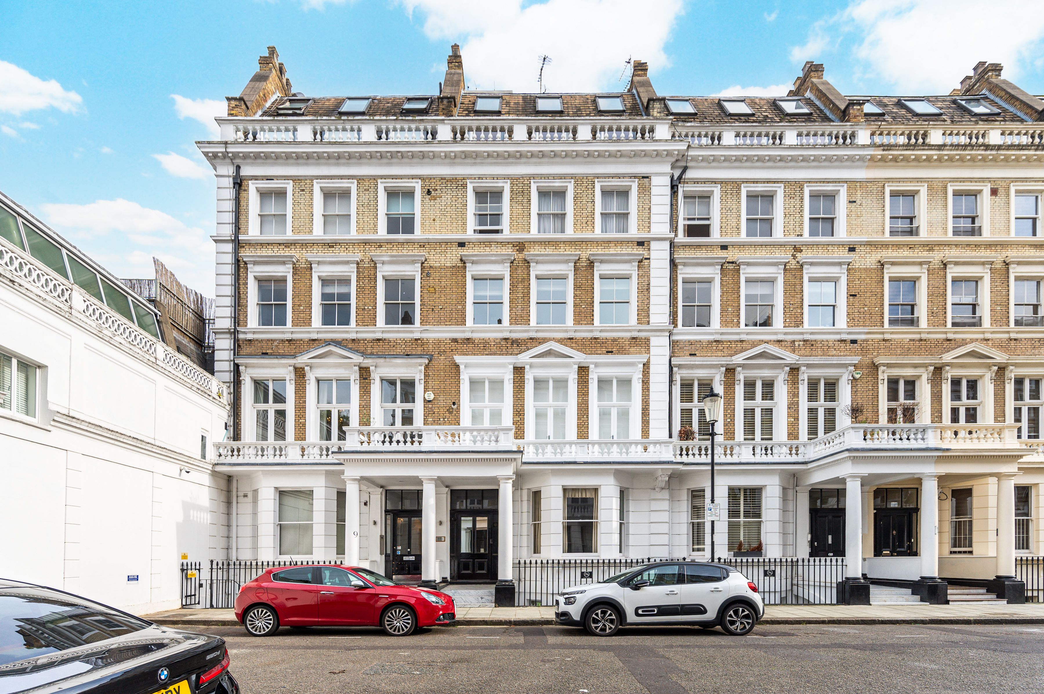 Flat Old Brompton Road in Greater London