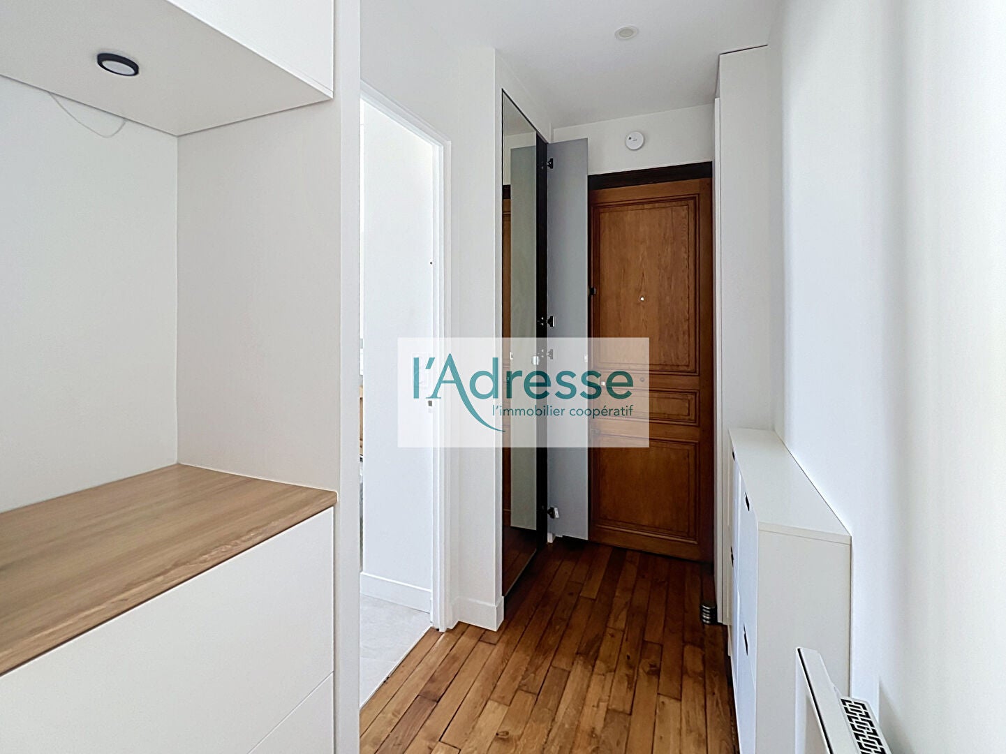 Flat Rue de Reuilly in Paris