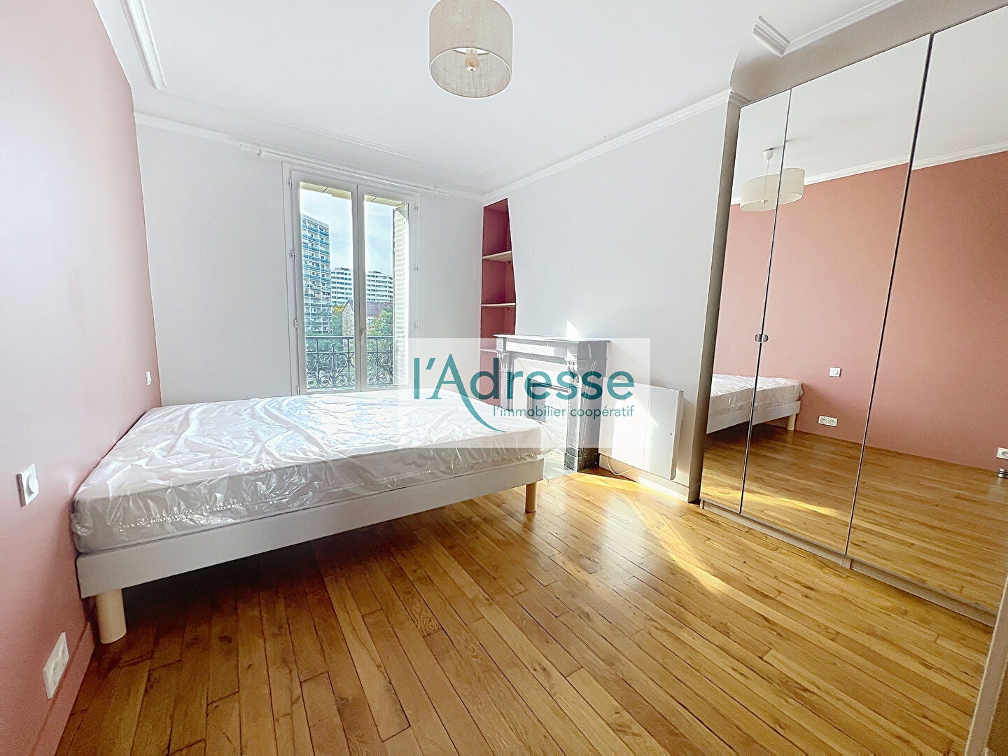 Flat Rue de Reuilly in Paris