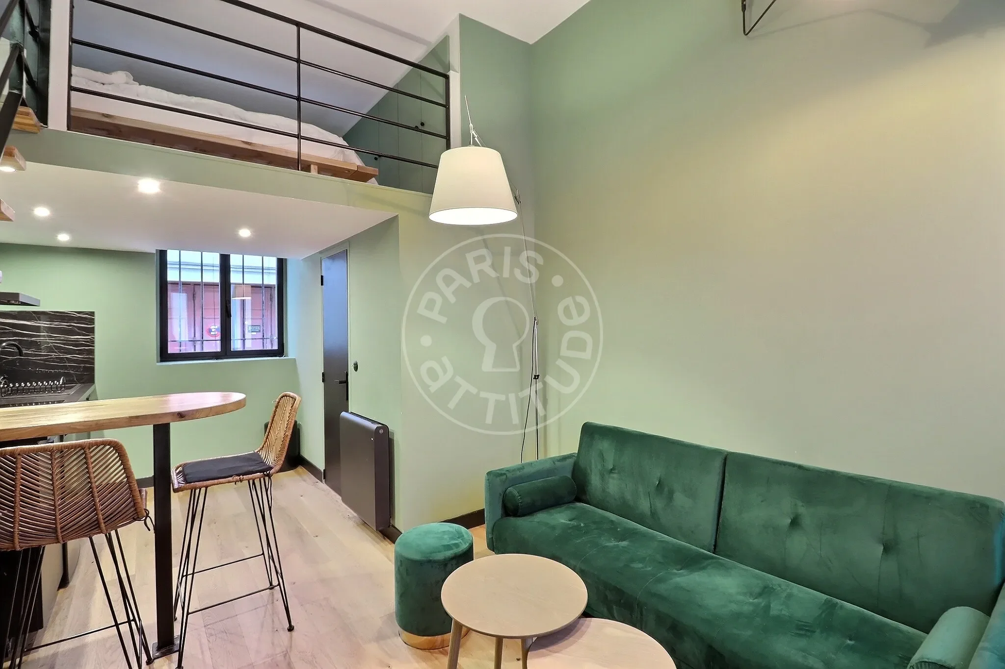 Flat Rue Saint-Jean-Baptiste de la Salle in Paris