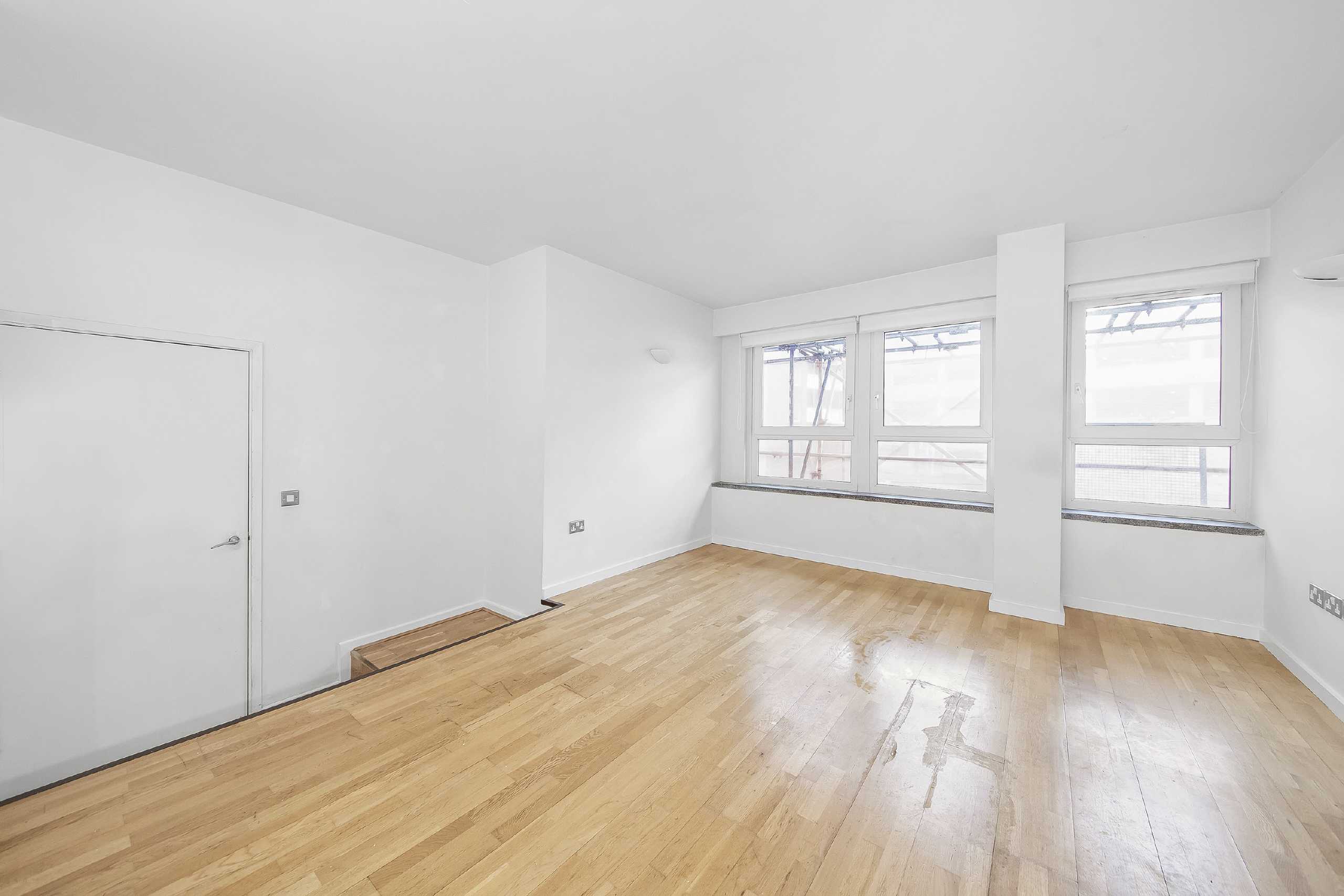 Flat Calderwood Street in Greater London