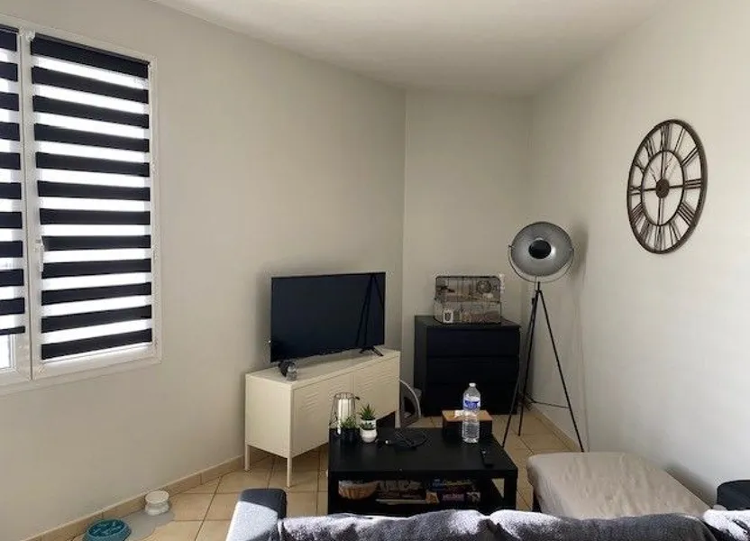 Flat Rue Honoré de Balzac in Thilouze