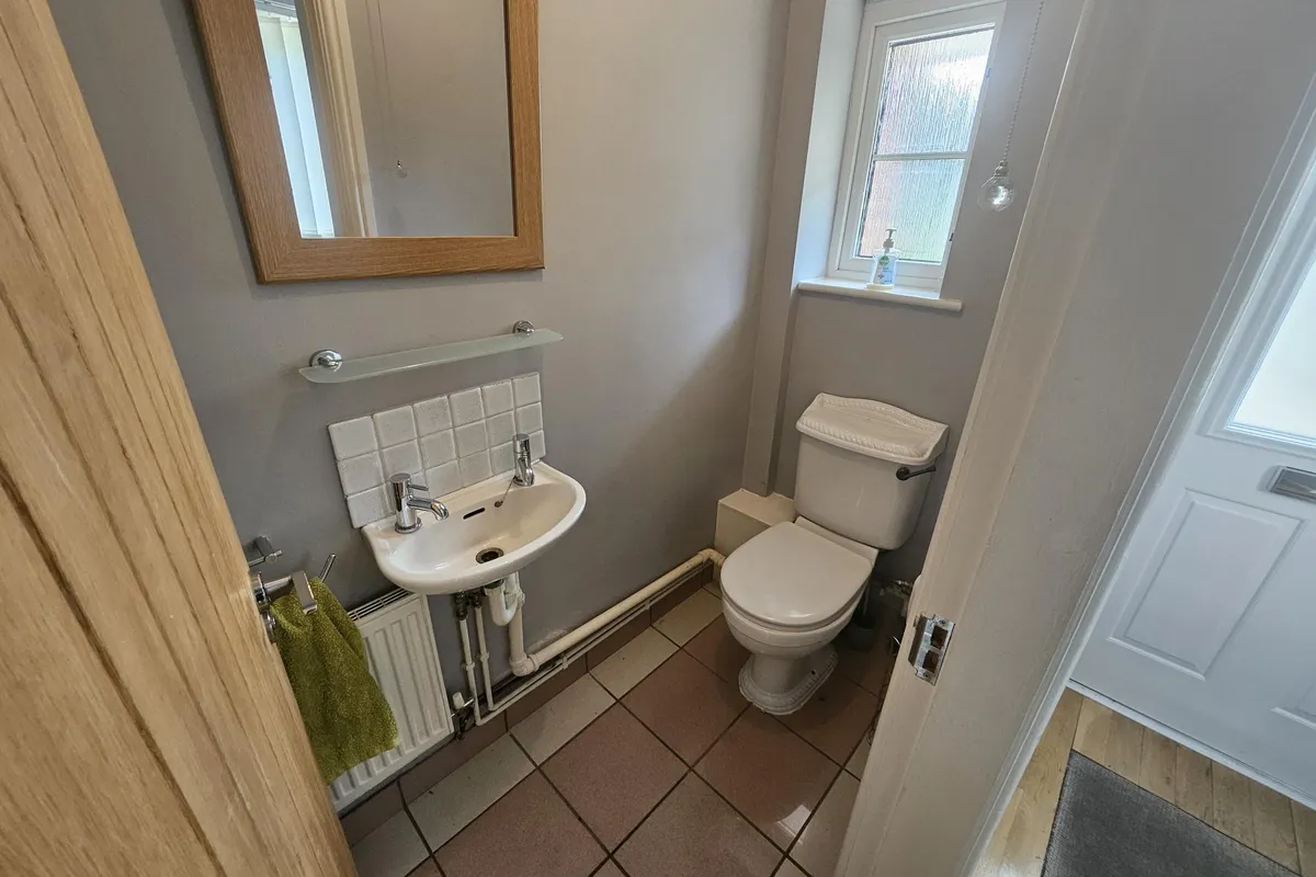 House Vernon Close in Saughall