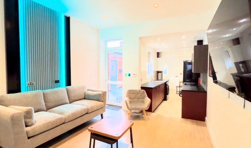 Room Edward Street in Charnwood