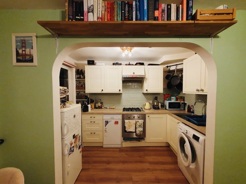 Room Mayflower Road in Greater London