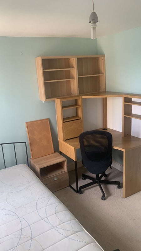 Room Mayflower Road in Greater London