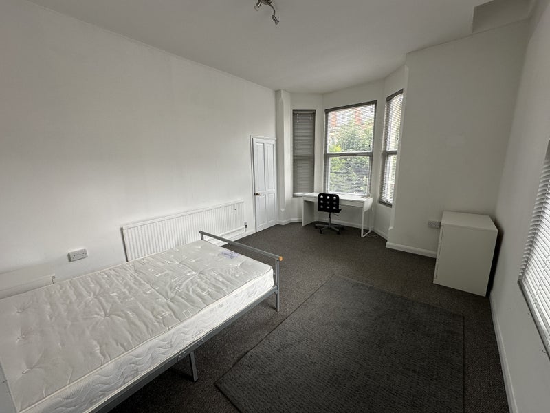 Room Burns Street in Nottingham