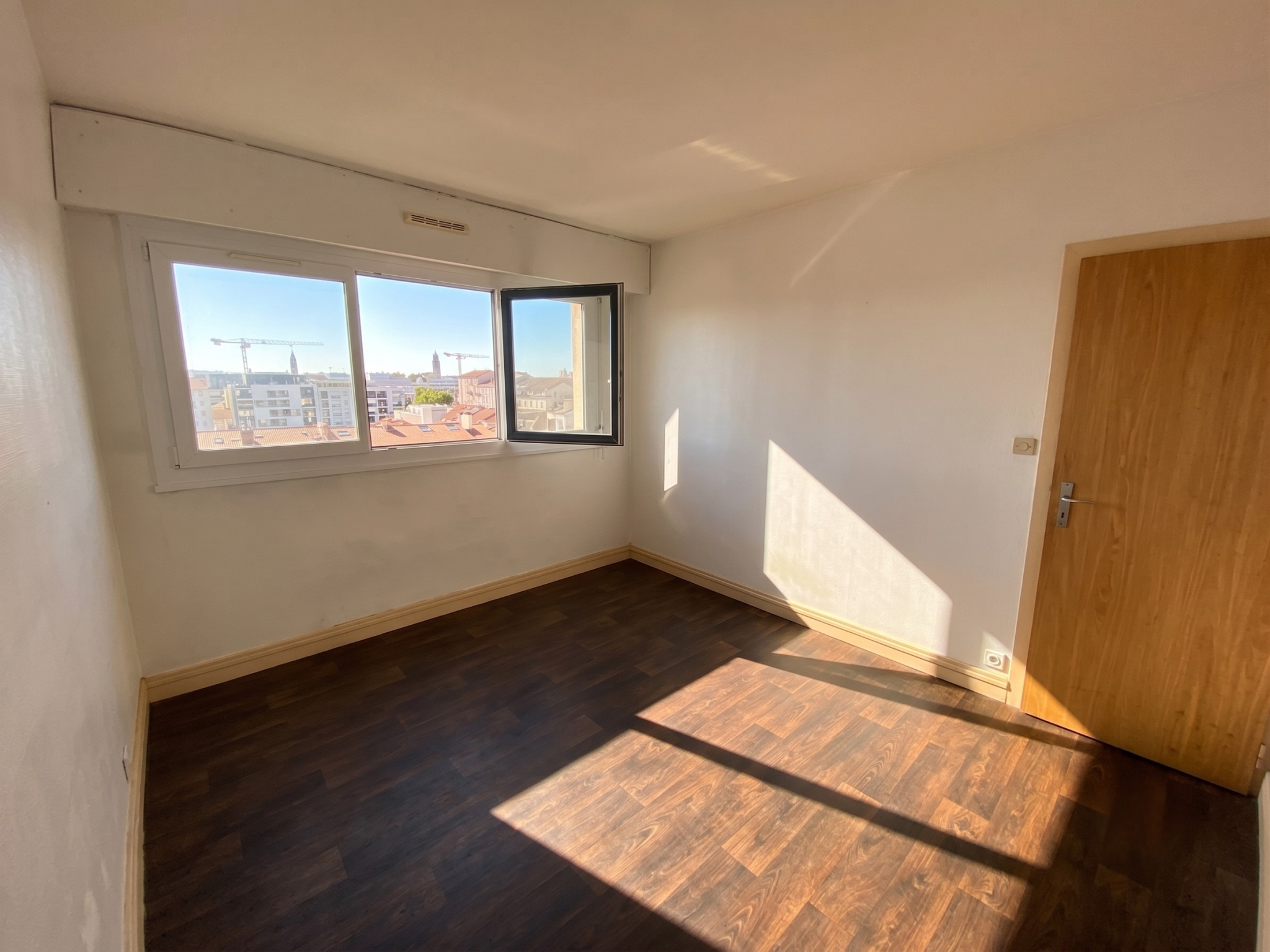 Flat 2e Avenue in St.-Priest