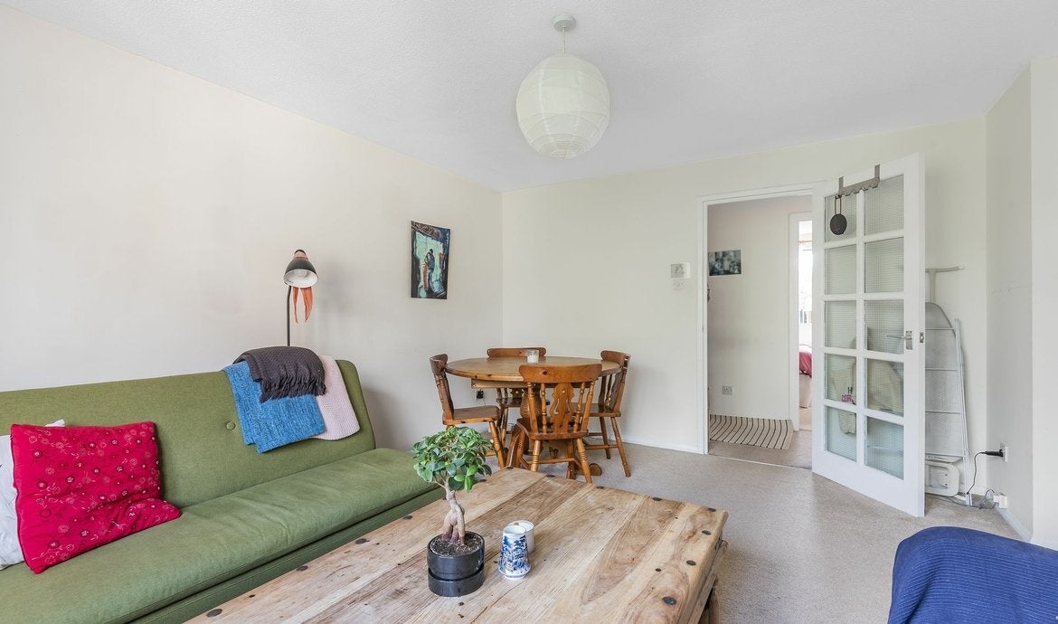 Flat John Maurice Close in Greater London