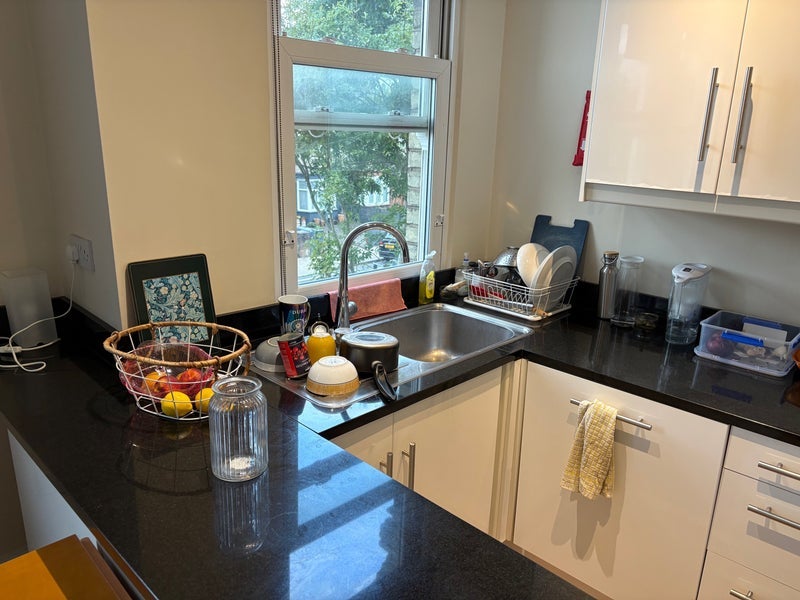 Room Tankerville Road in Greater London