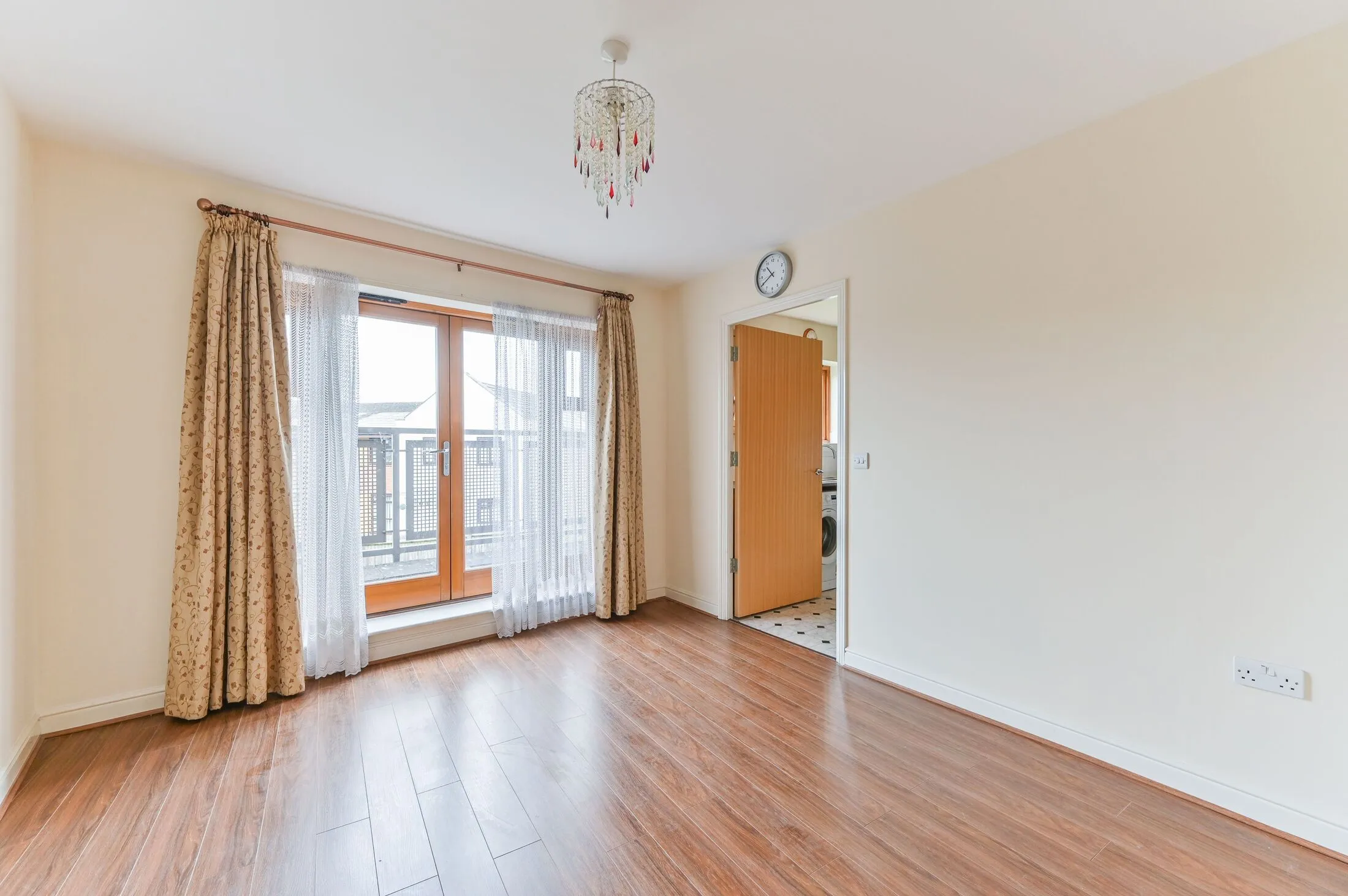 House Queen's Road in Greater London