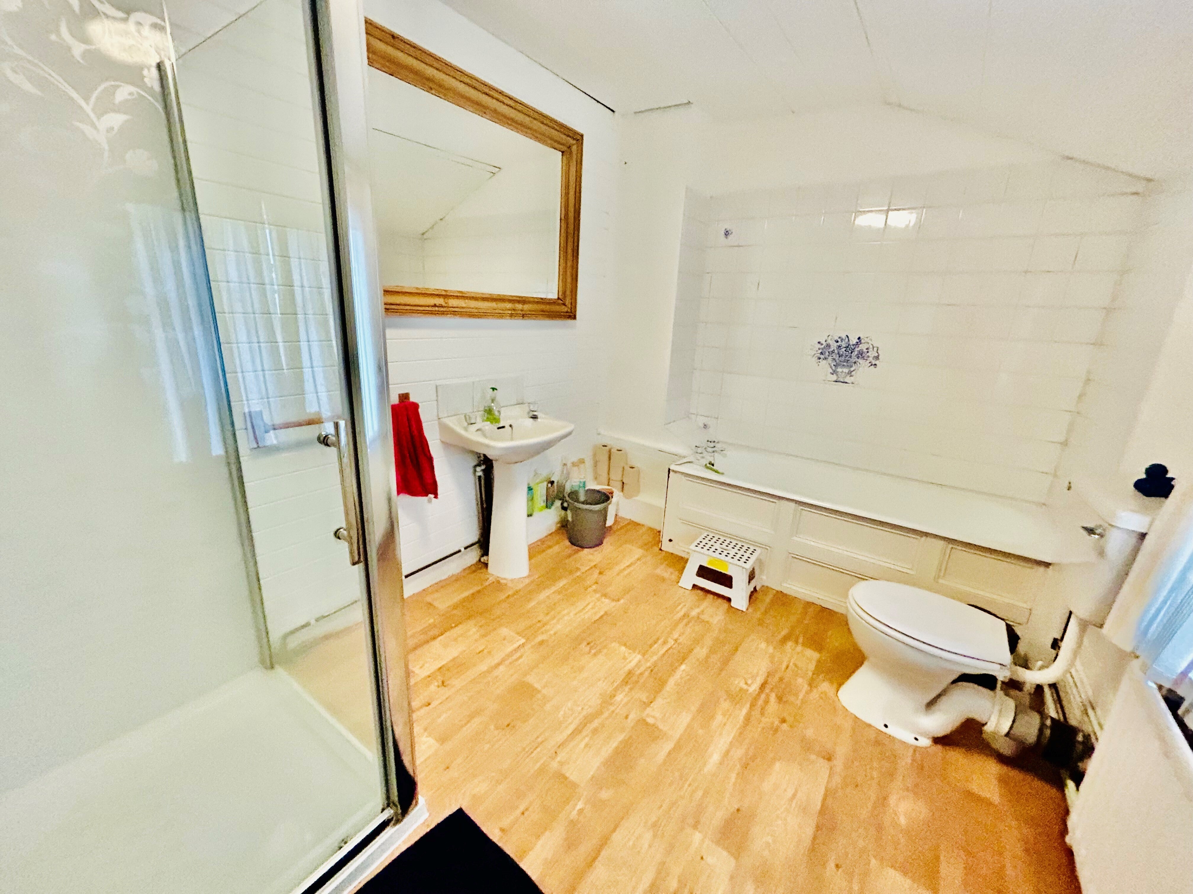 Room Clarendon Street in Royal Leamington Spa