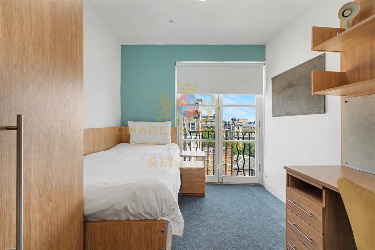 Flat Southampton Row in Greater London