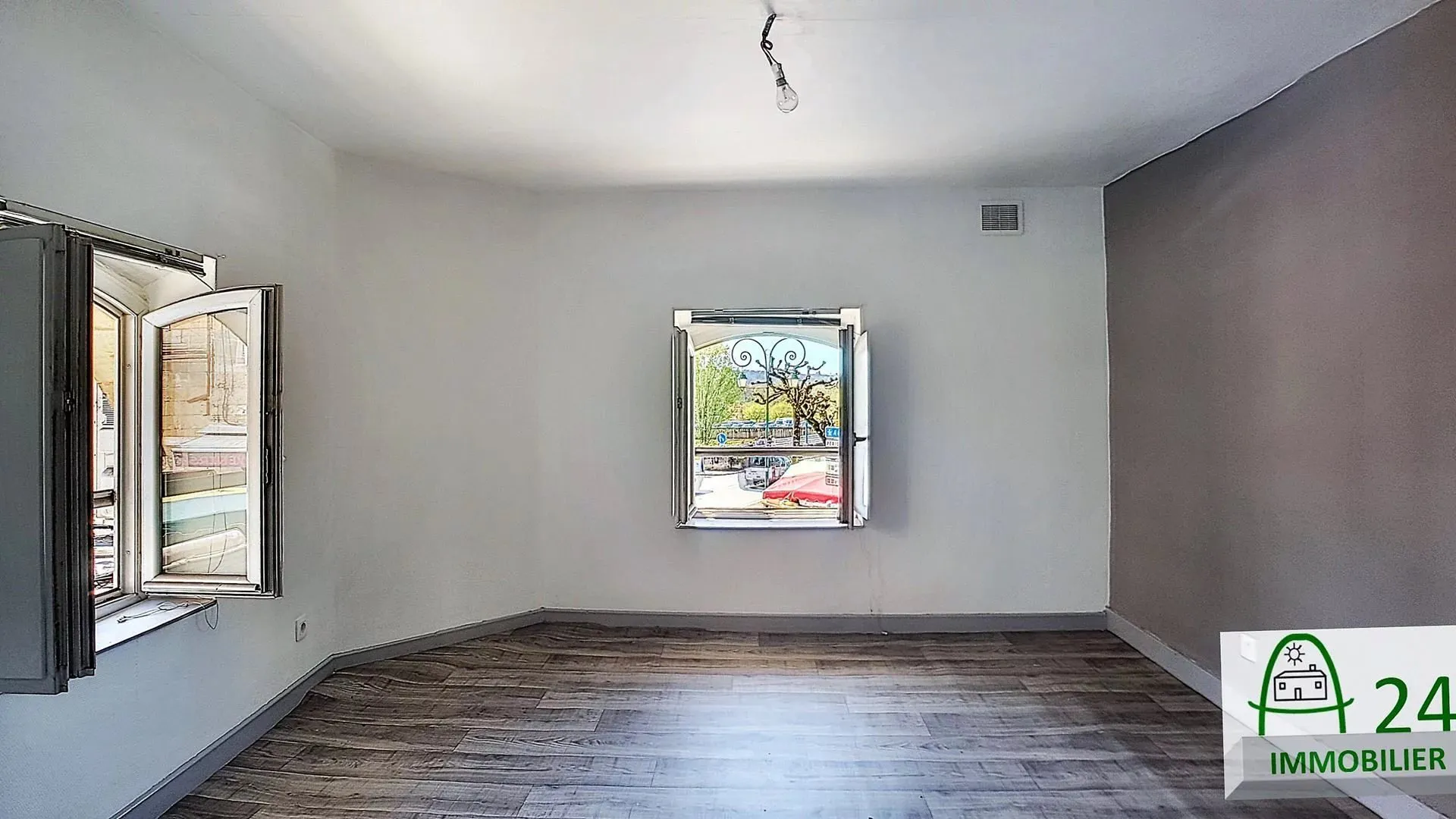 Flat Avenue Charles de Gaulle in Terrasson-Lavilledieu