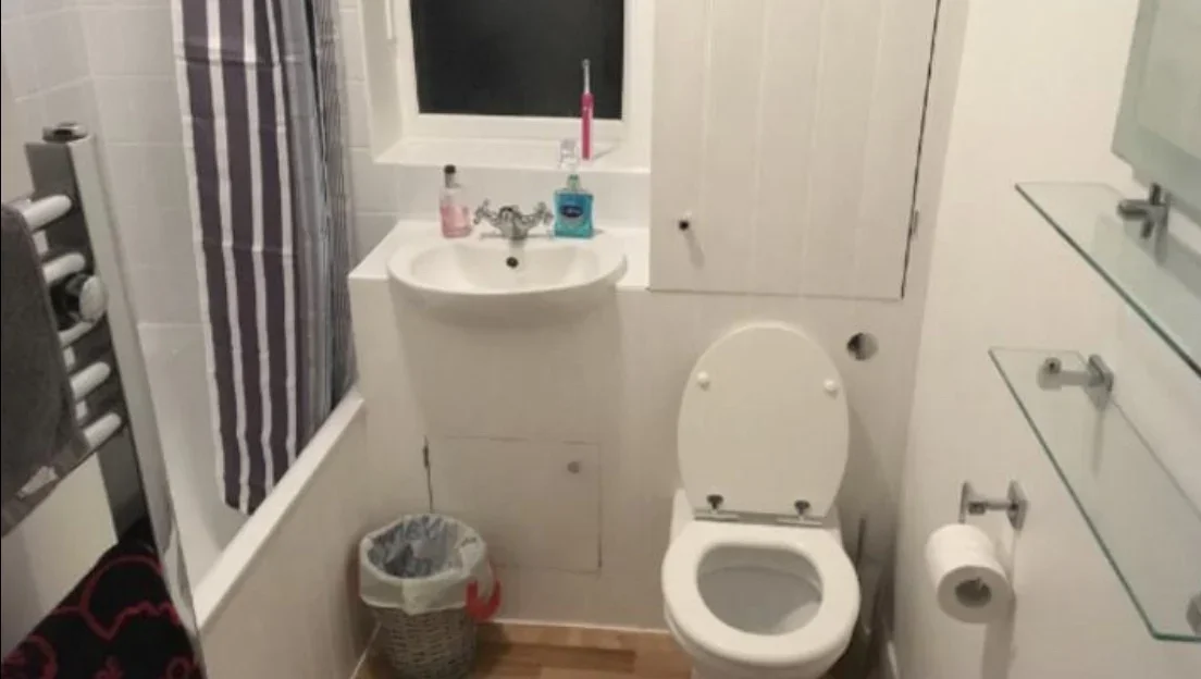Room Lewin Road in Greater London