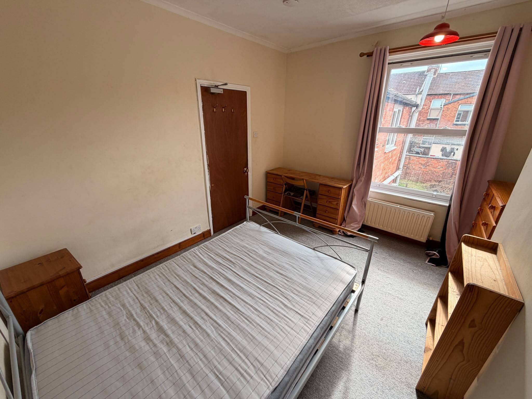 Room Beaconsfield Terrace in Northampton