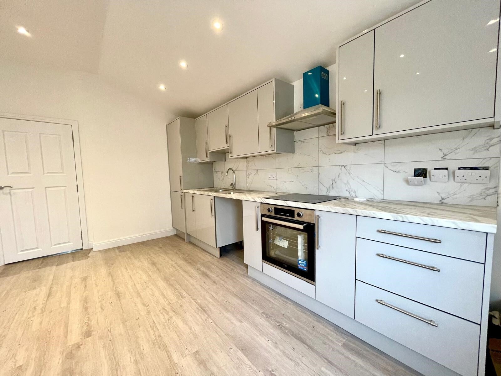 Flat Brantingham Road in Manchester