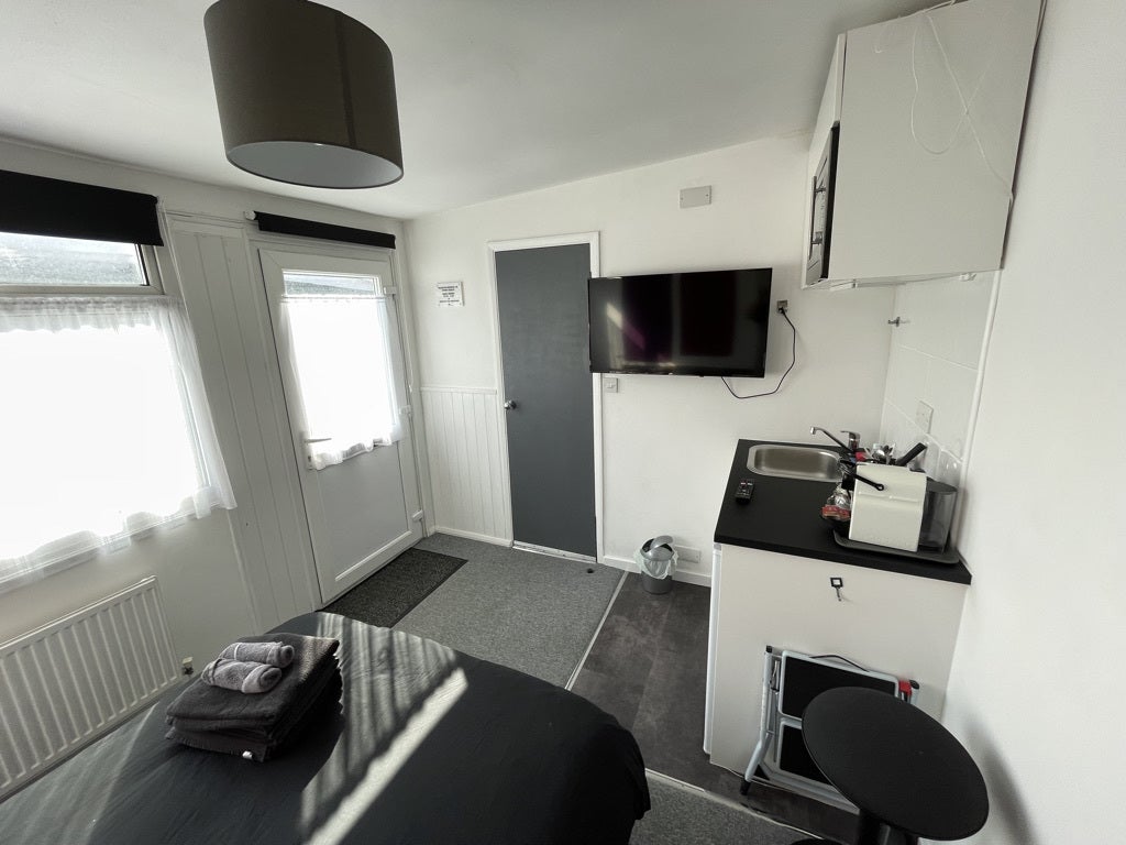 Room Southcote Road in Bournemouth