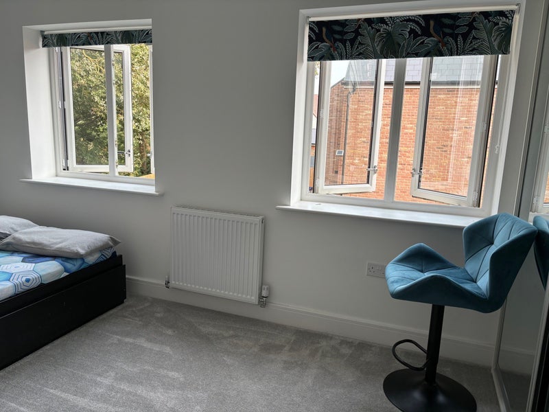 Room Philip Whitehead Road in Chelmsford