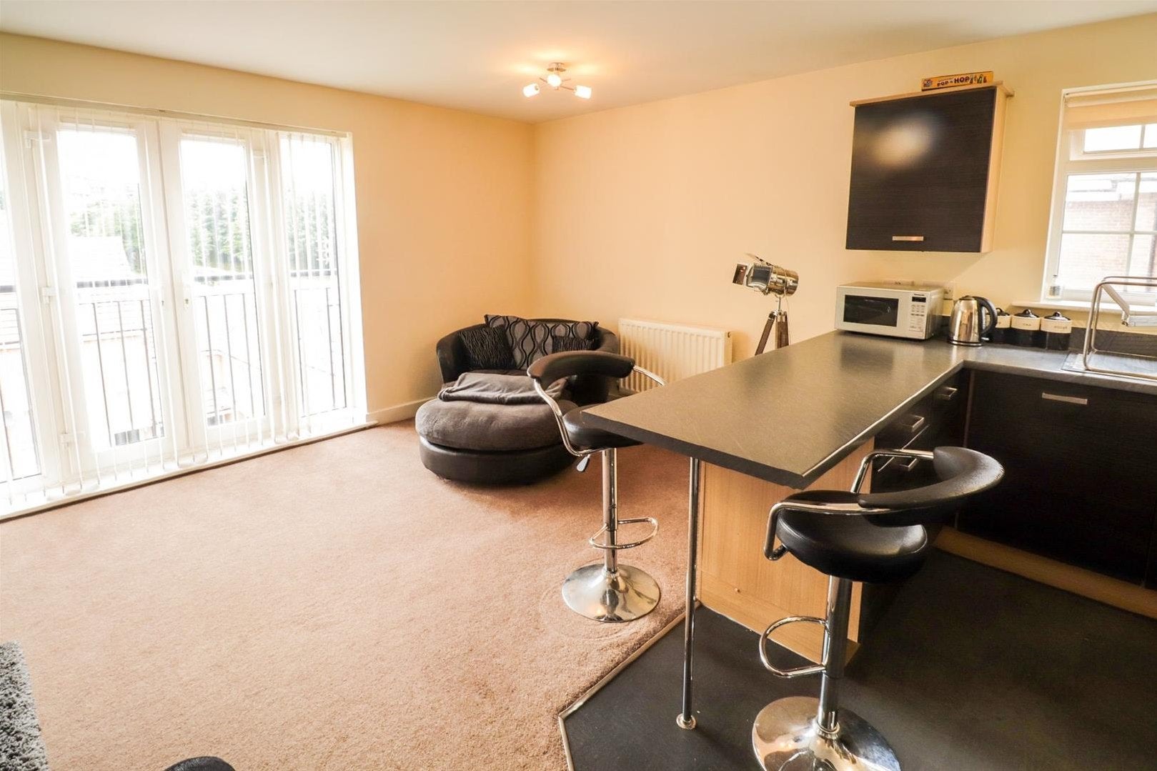 Flat Priory Chase in Wakefield