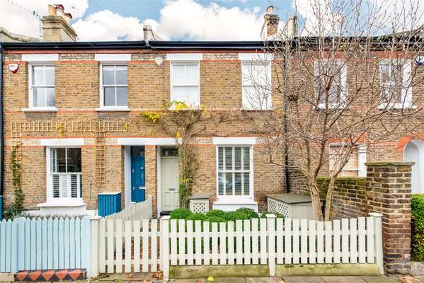 House Binns Road in Greater London