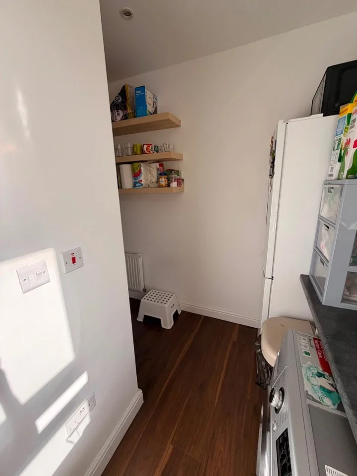 Flat Balfour Road in Greater London