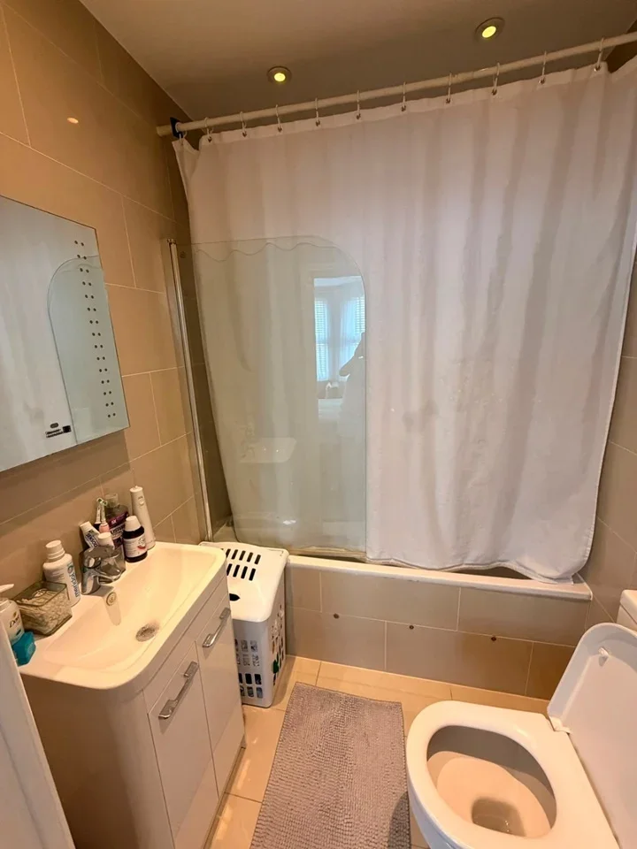 Flat Balfour Road in Greater London