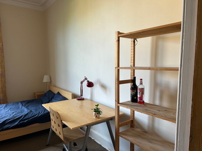 Room Spottiswoode Road in City of Edinburgh