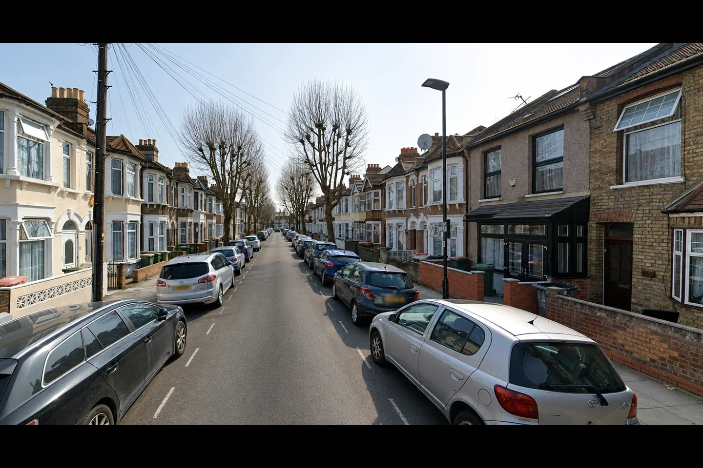 House Third Avenue in Greater London