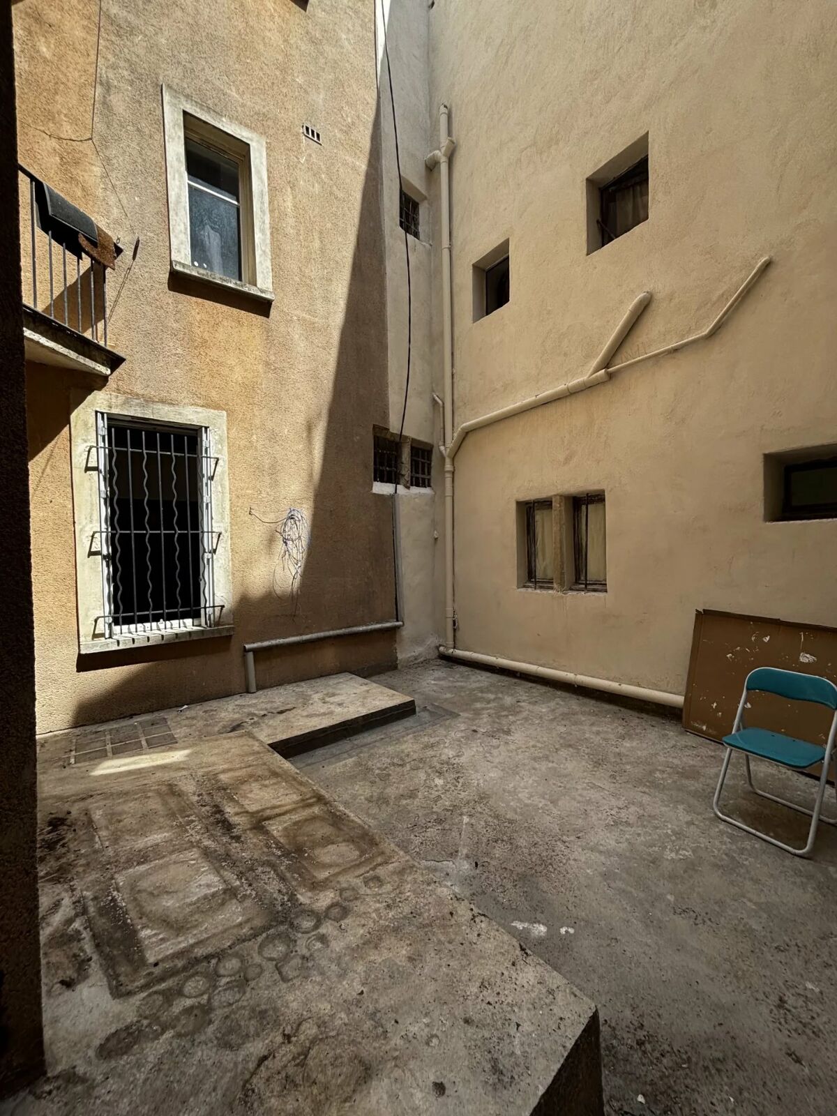 Appartement Rue Fresque à Nîmes