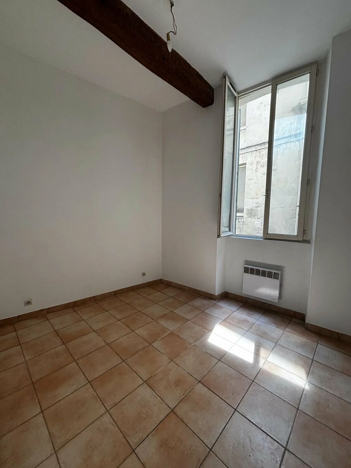 Appartement Rue Fresque à Nîmes