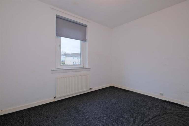 Flat Northfield Street in Motherwell