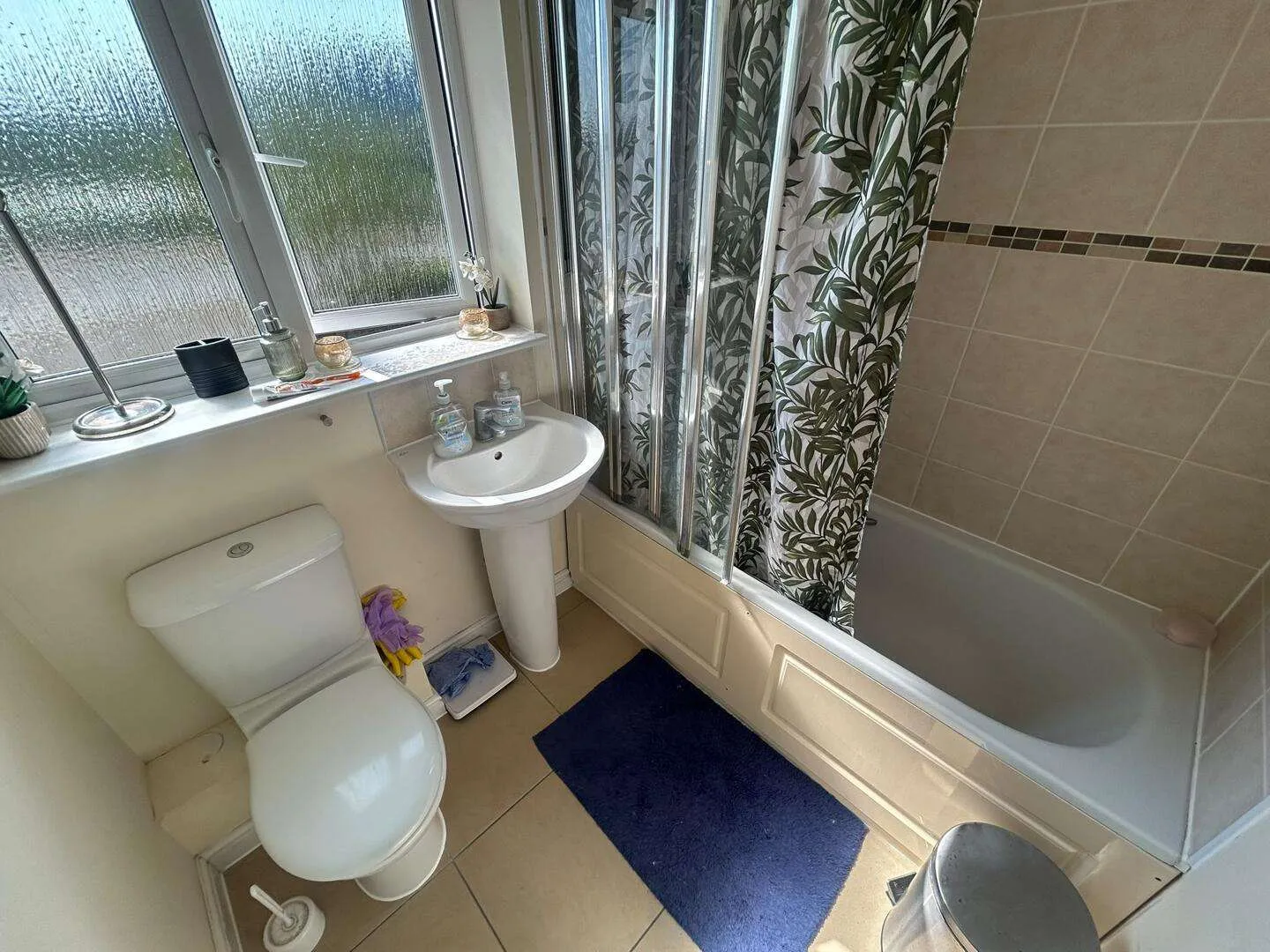Room Dorney Place in Dartford