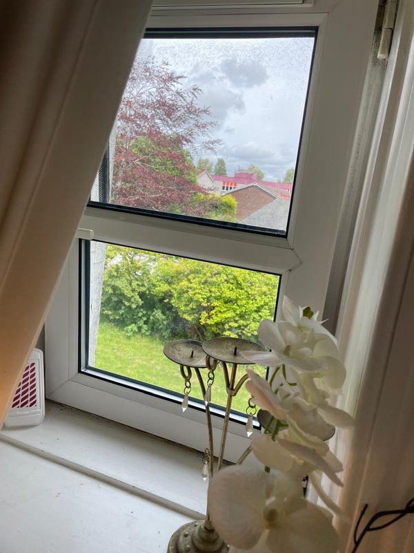 Room Deans South in Livingston