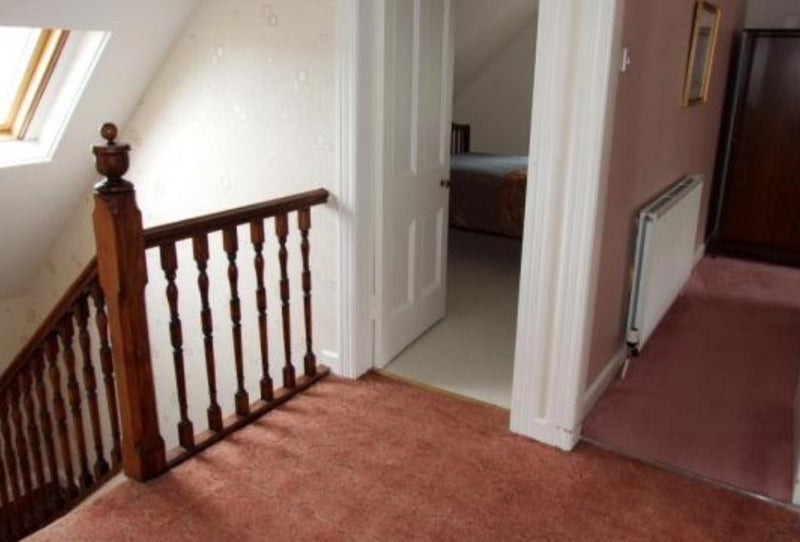 Room Deans South in Livingston
