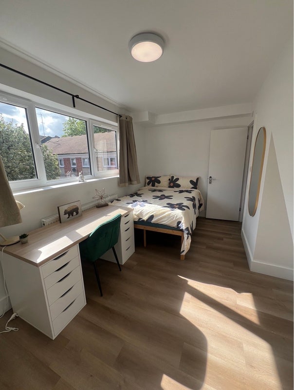 Room Mostyn Grove in Greater London