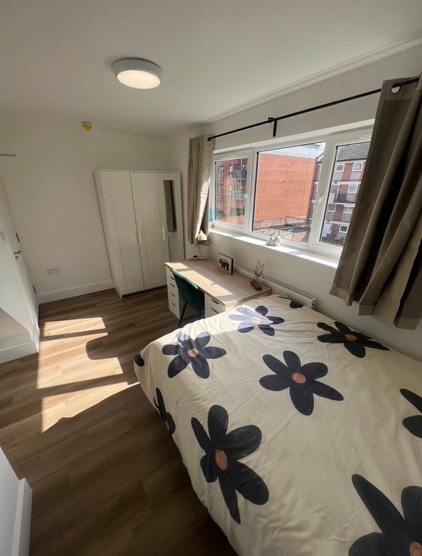 Room Mostyn Grove in Greater London