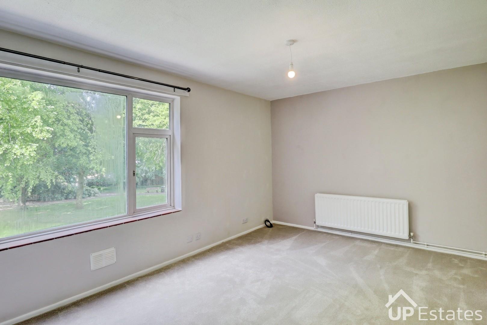 Flat Church Way in Nuneaton and Bedworth