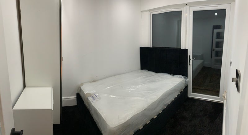 Room Arcadian Gardens in Greater London