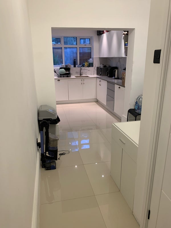 Room Arcadian Gardens in Greater London