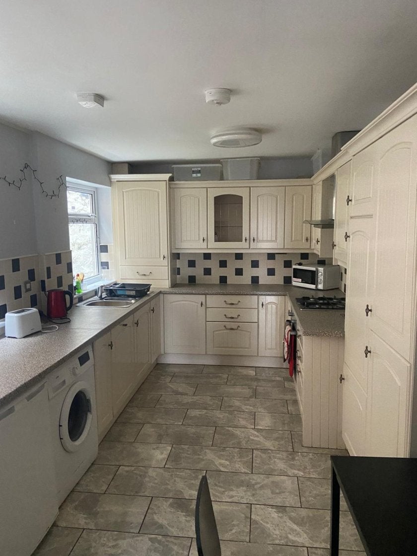 Flat Kinley Street in Swansea