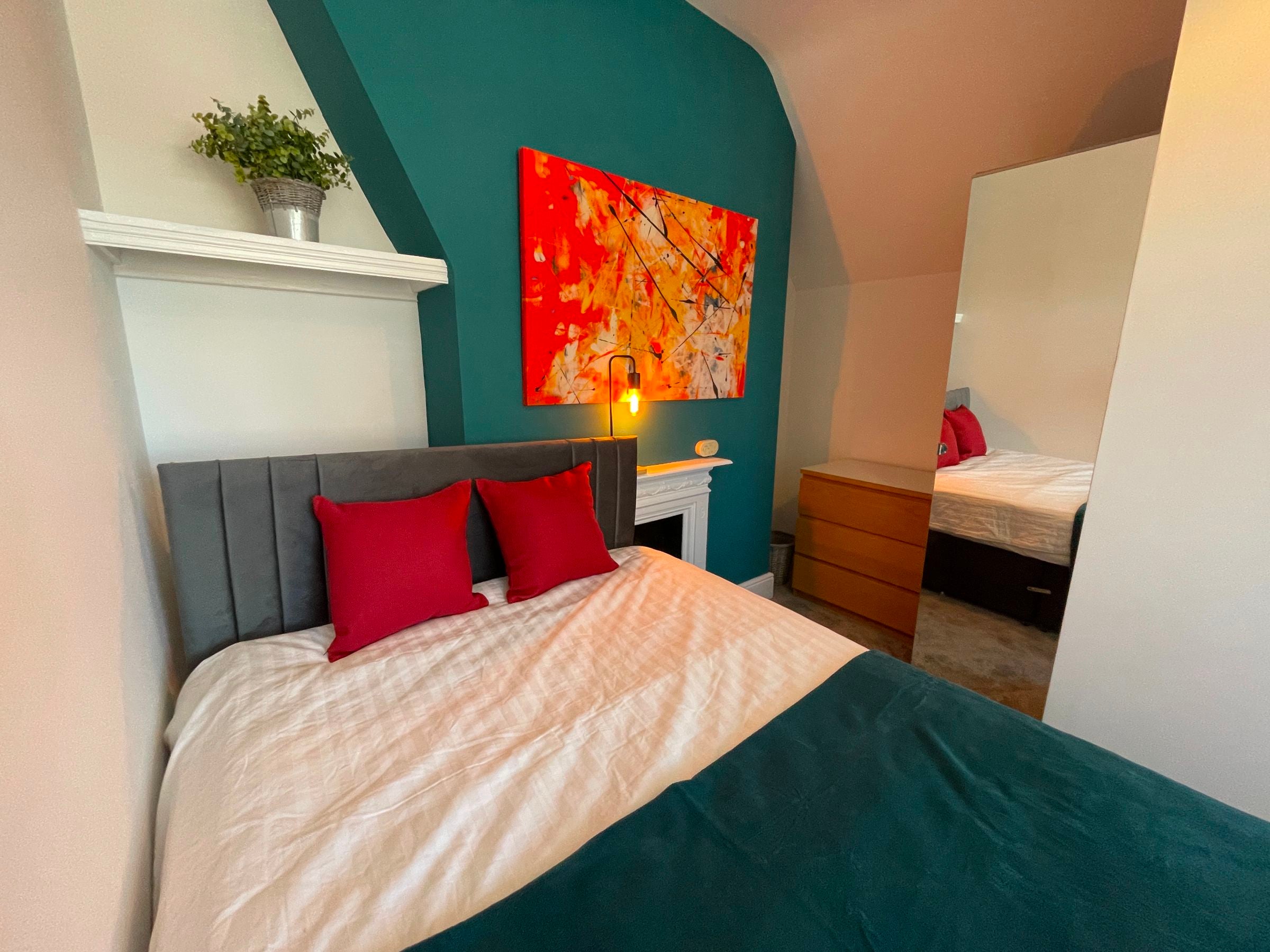 Room Nantwich Road in Crewe
