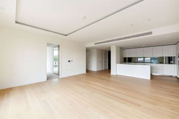 Flat Lillie Square in Greater London