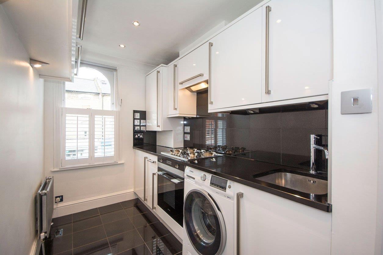 Flat Northcote Road in Greater London
