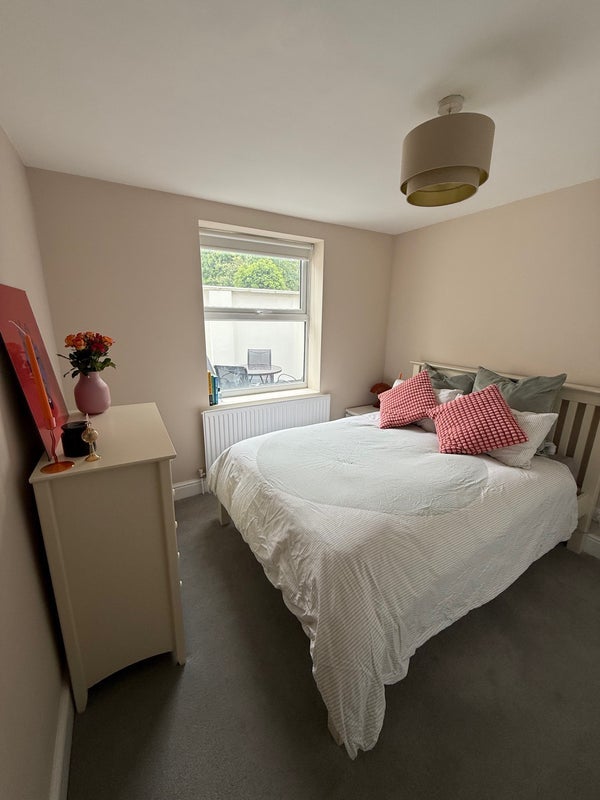 Flat Saint Alphonsus Road in Greater London